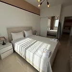 Caesar & - With 2 Bedroom *