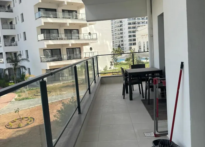 Caesar & - With 2 Bedroom Apartament *