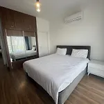 Caesar & - With 2 Bedroom Apartment