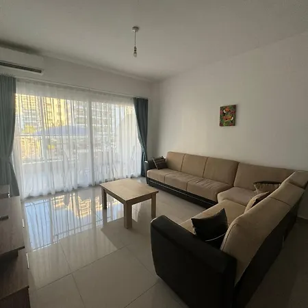 Daire Caesar & - With 2 Bedroom Agios Georgios (Famagusta)