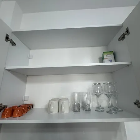 Caesar & - With 2 Bedroom - Aurelius Apartment