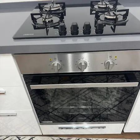 Caesar & - With 2 Bedroom - Aurelius