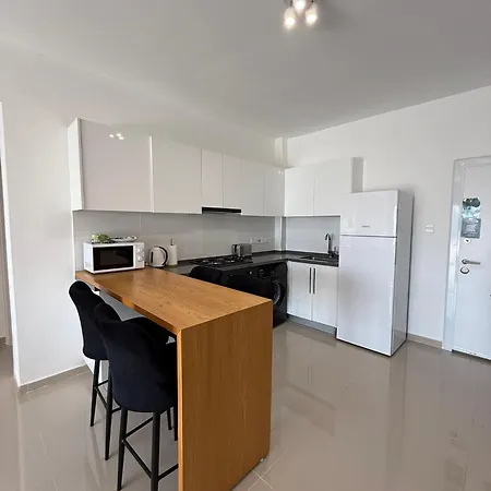 Caesar & - With 2 Bedroom - Aurelius *