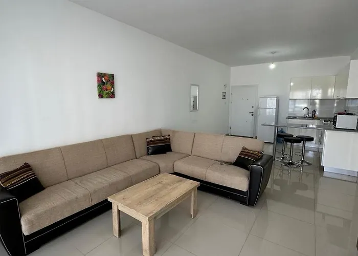 Caesar & - With 2 Bedroom Apartmán Agios Georgios (Famagusta)