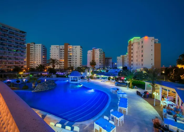 Caesar & - With 2 Bedroom Apartmán *