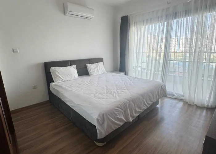 Caesar & - With 2 Bedroom Apartmán Agios Georgios (Famagusta)