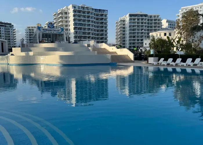 Caesar & - With 2 Bedroom Apartmán Agios Georgios (Famagusta)