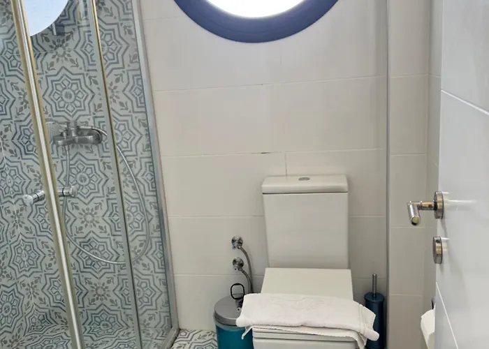 Caesar & - With 2 Bedroom *